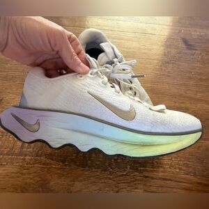 Nike Women's Cream and Gold Sneakers